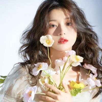 桃红女霸